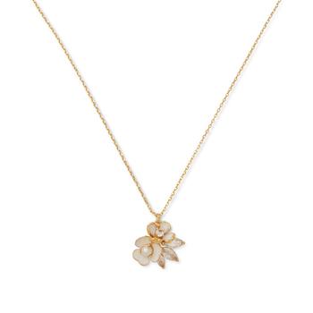 商品Kate Spade | Gold-Tone Crystal & Imitation Pearl Flower Cluster Pendant Necklace, 16" + 3" extender,商家Macy's,价格¥402图片