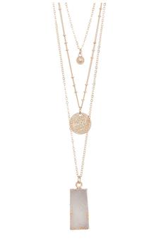 推荐Druzy Stone Pendant & Charm Layered Necklace商品