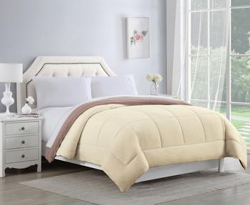 商品Bibb Home 2-Tone Reversible Down Alternative Comforter - 4 Colors,商家Premium Outlets,价格¥242图片