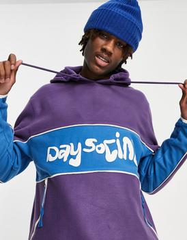 ASOS | ASOS Daysocial relaxed hoodie in polar fleece colour block with logo print in purple商品图片,5.9折